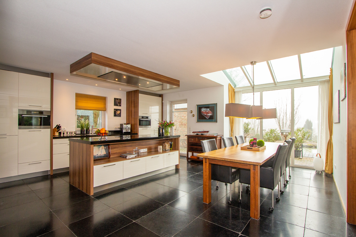 Außergewöhnliches Einfamilienhaus mit traumhaftem Fernblick und