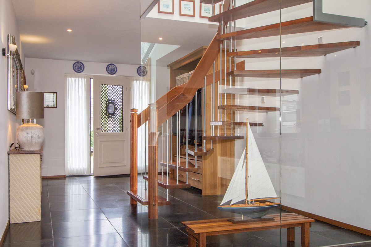 Außergewöhnliches Einfamilienhaus mit traumhaftem Fernblick und