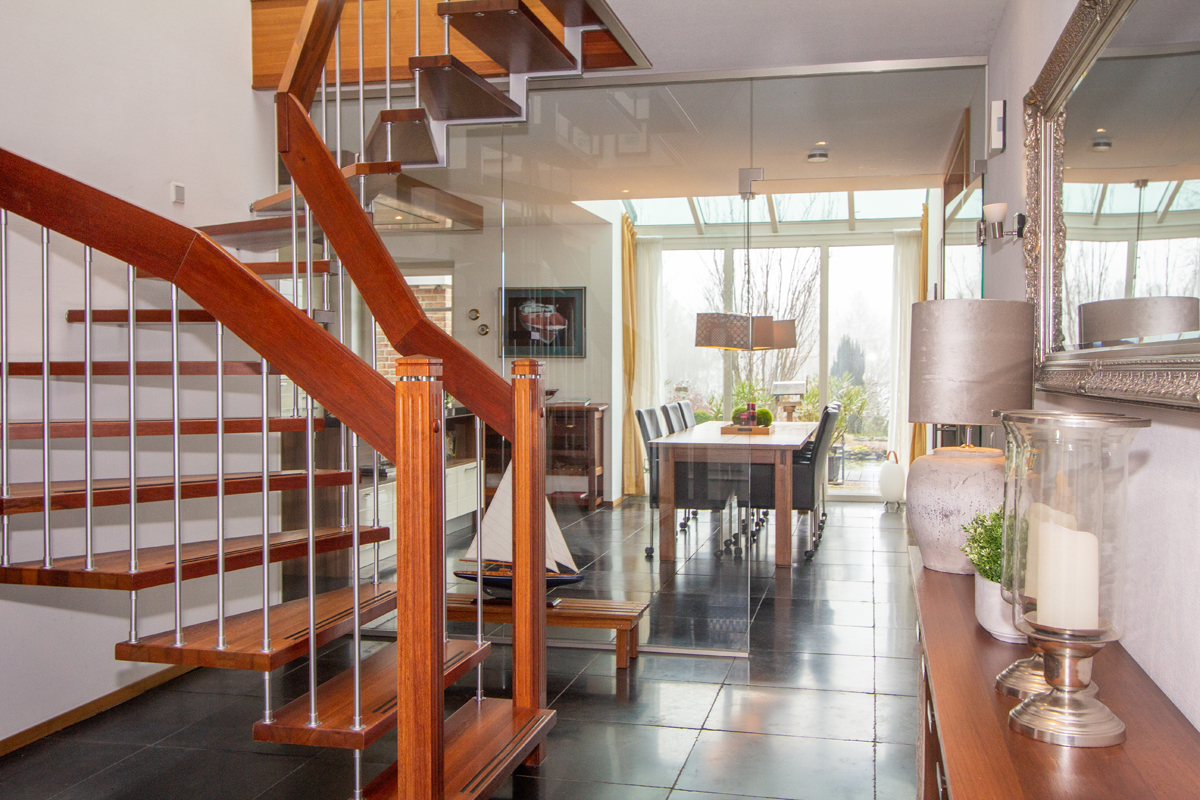 Außergewöhnliches Einfamilienhaus mit traumhaftem Fernblick und