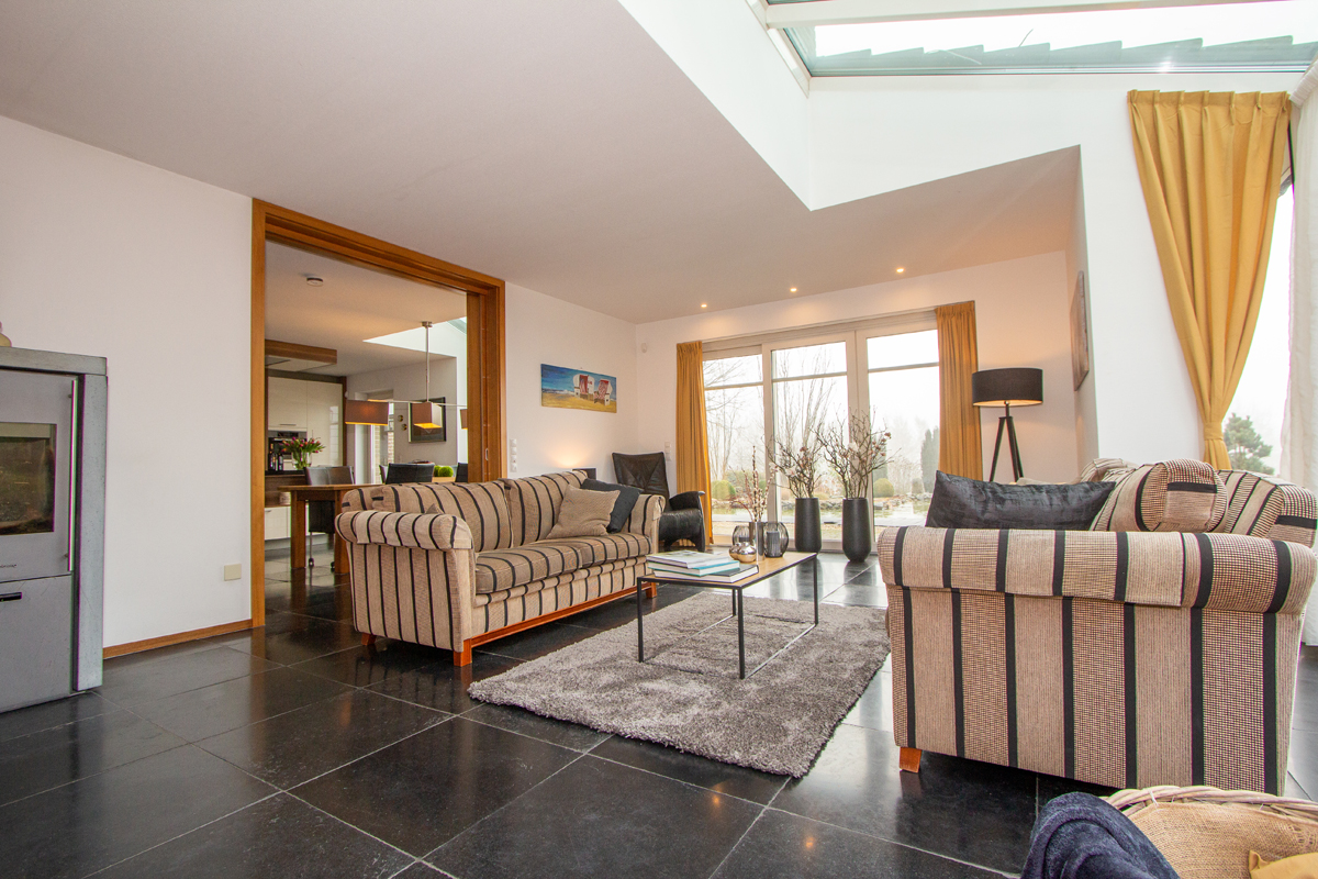 Außergewöhnliches Einfamilienhaus mit traumhaftem Fernblick und