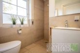 Einziehen & Wohlfühlen: Exklusives Traumhaus im beliebten Postdamm-Gebiet - Duschbad / Gäste-WC