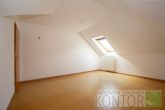 ***VERKAUFT***Energieeffizienter Bungalow in beliebtem Wohngebiet - Schlafzimmer II im Dachgeschoss